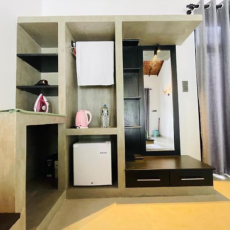 Thara Inn Villa 디크웰라 외부 사진