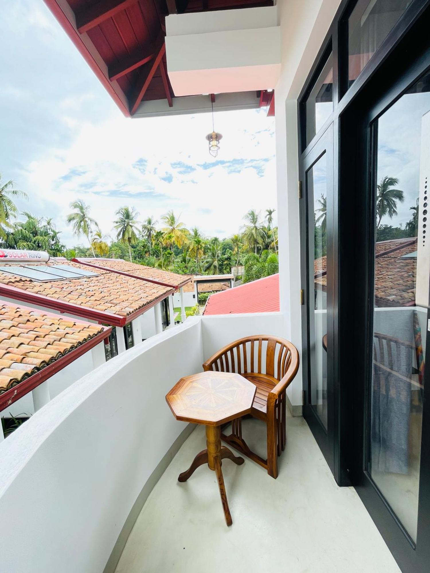 Thara Inn Villa 디크웰라 외부 사진