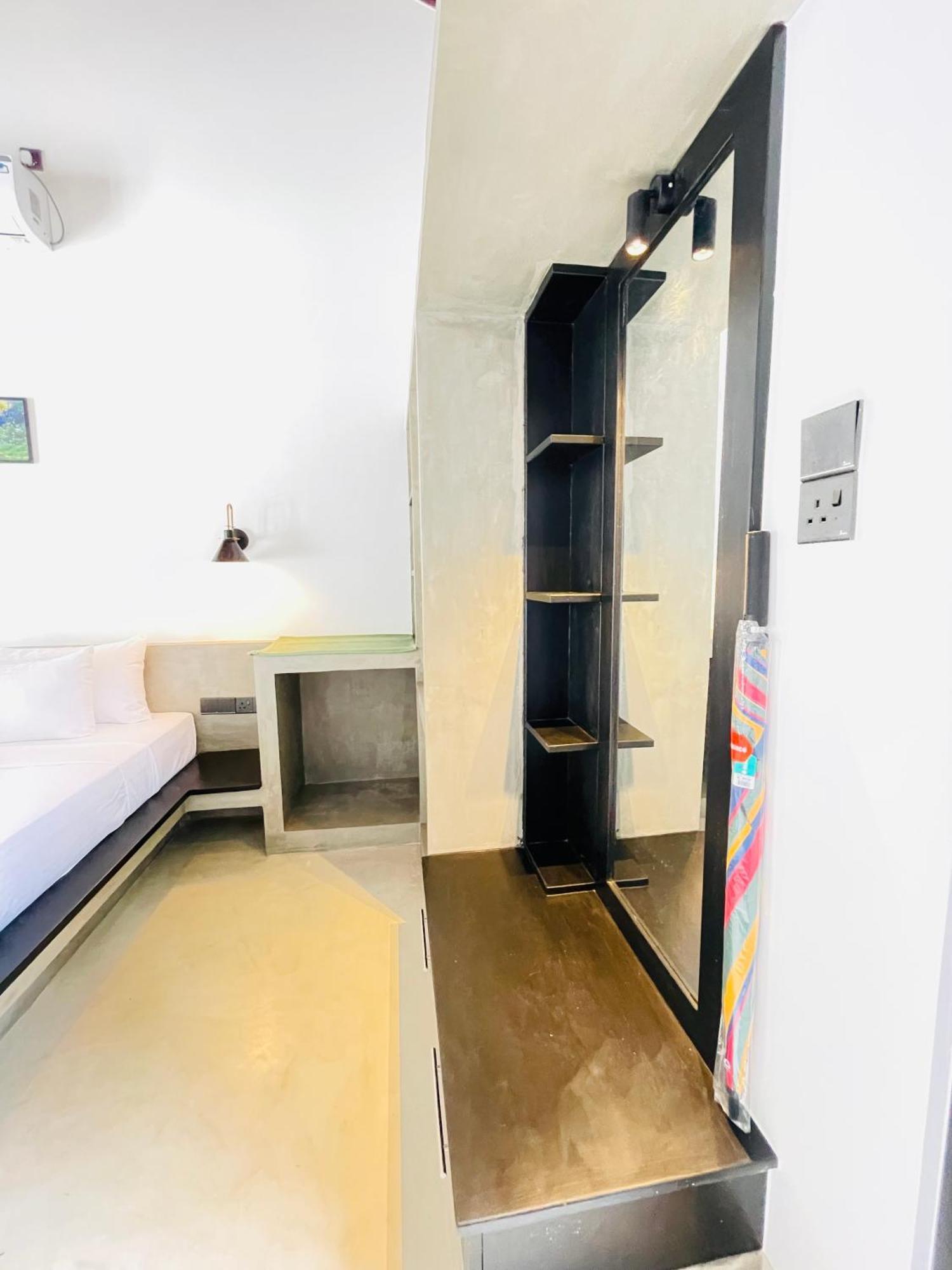 Thara Inn Villa 디크웰라 외부 사진