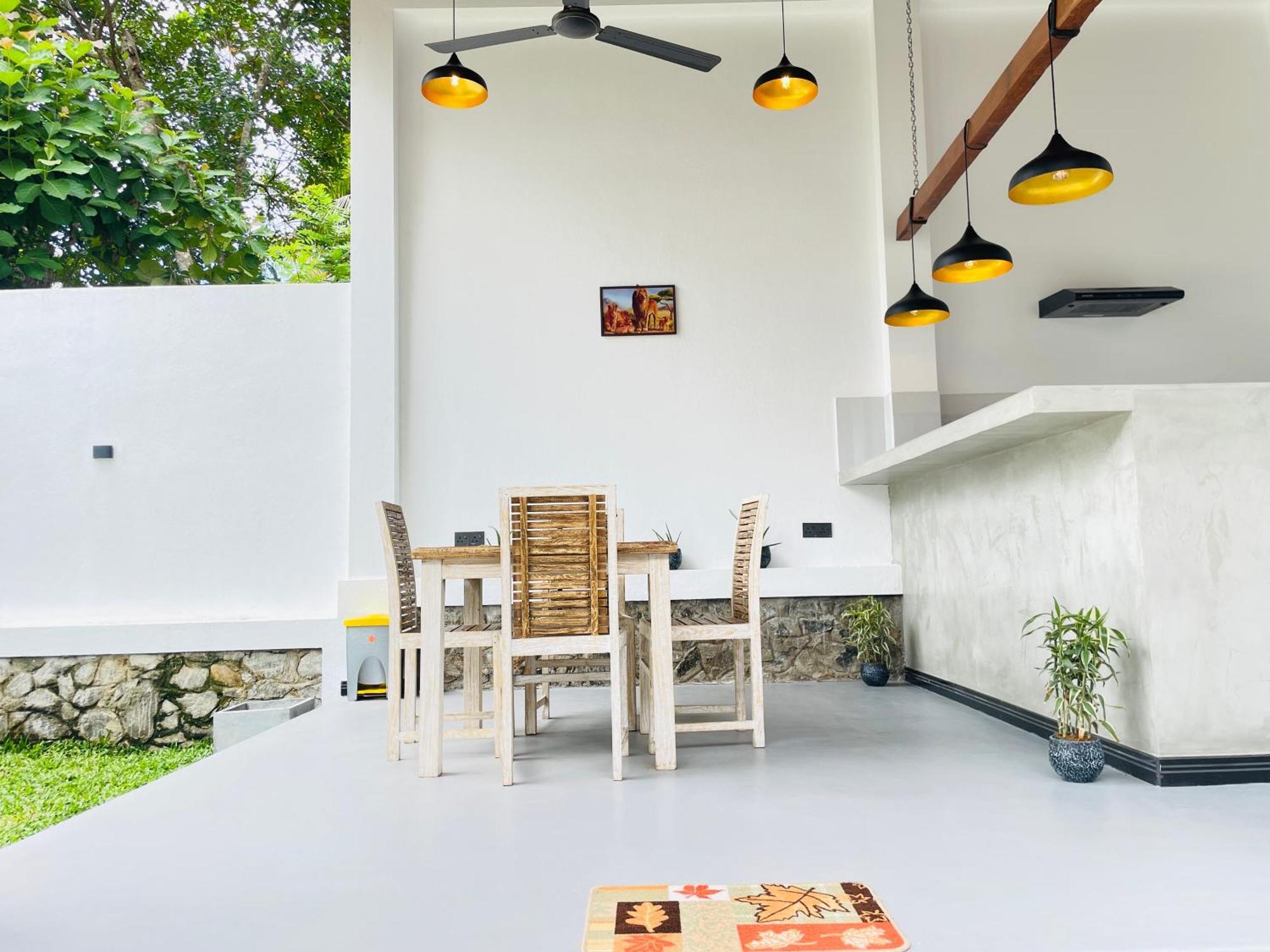 Thara Inn Villa 디크웰라 외부 사진