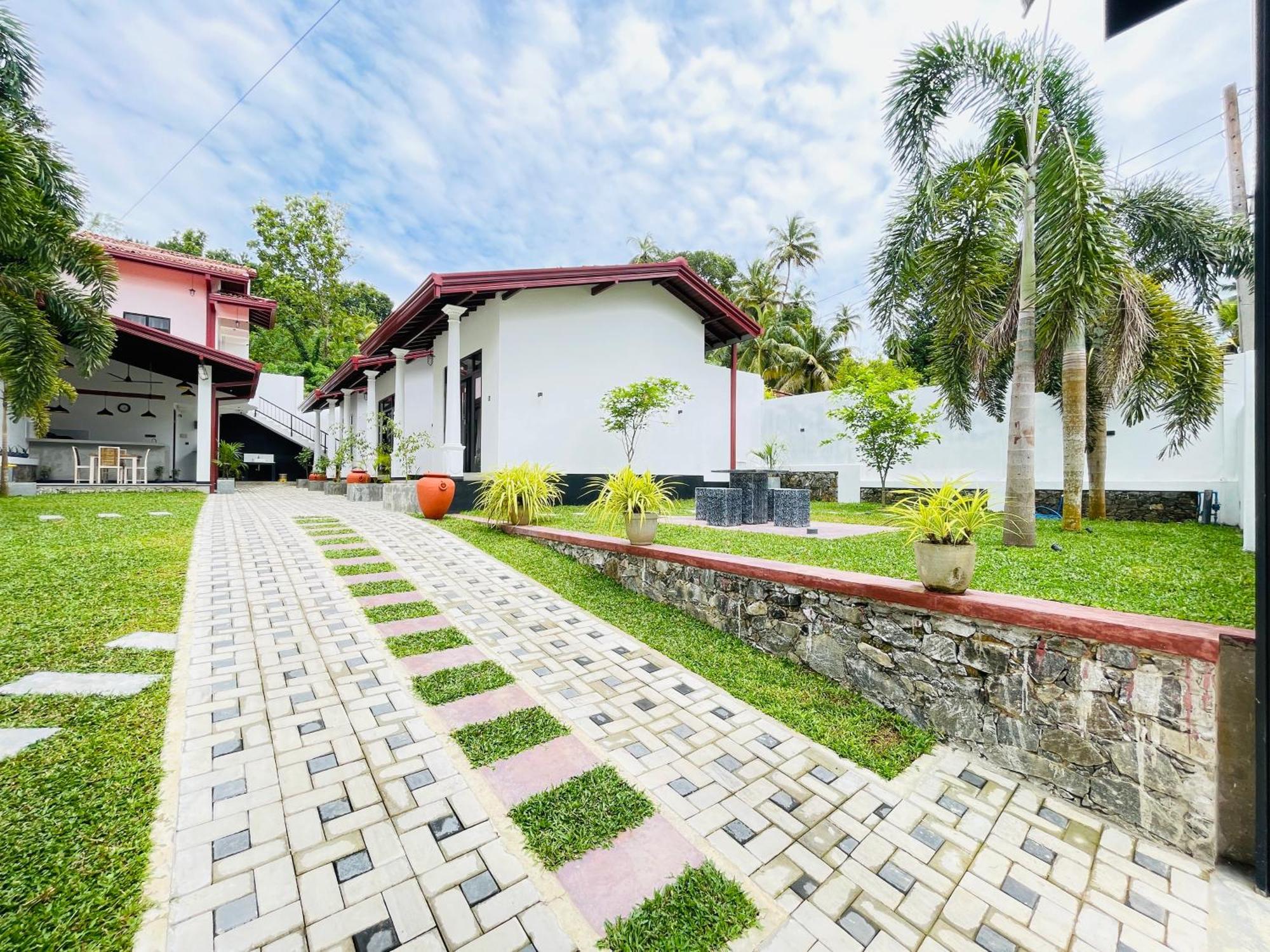 Thara Inn Villa 디크웰라 외부 사진