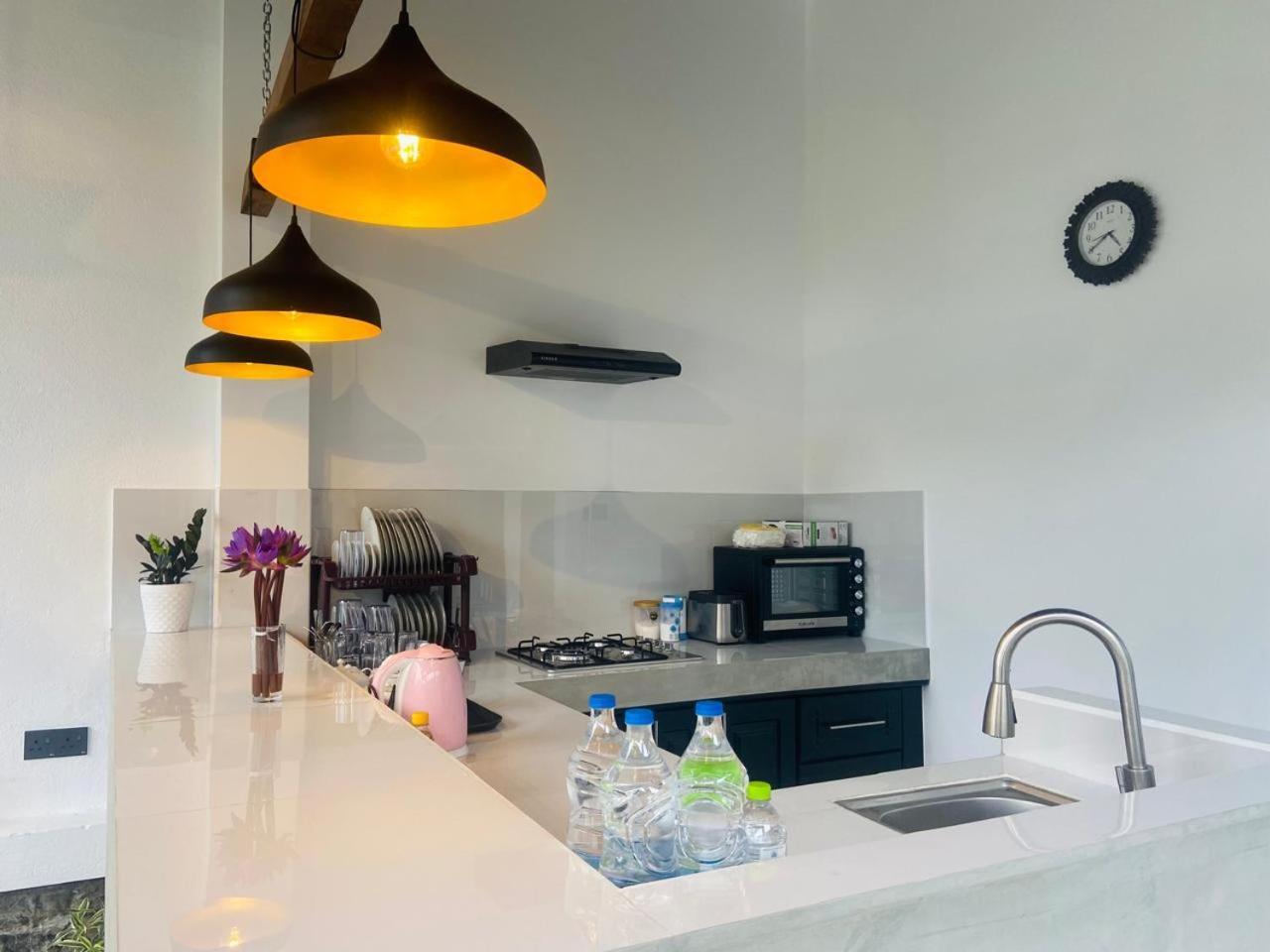 Thara Inn Villa 디크웰라 외부 사진